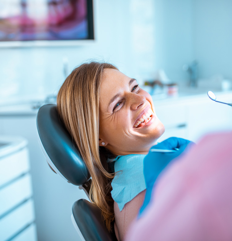 Can I use teeth whitening with composite bonding?